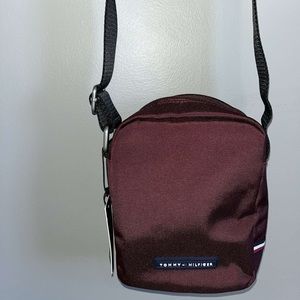 Burgundy Tommy Hilfiger Bag (never used)
